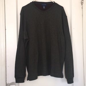 Men’s V- neck sweater